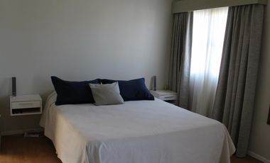 Chalet de 7 ambientes o más, ubicado a 300 metros de la estación.