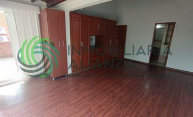 casa en arriendo en lagos del cacique. Cod A7133