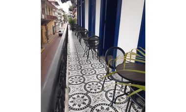 Local Comercial en alquiler en Edificio Casa de oro