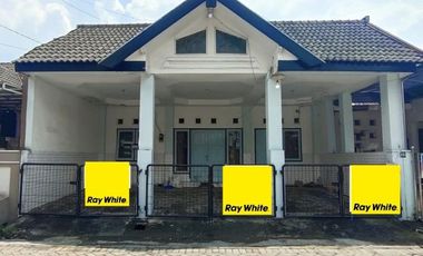 Rumah dijual di Waru, Sidoarjo