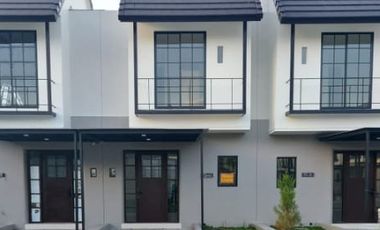 Disewakan Rumah Modern Minimalis di Graha Natura dekat Citraland, GWalk, Supermall