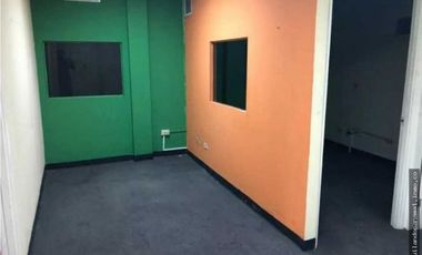 Excelente Galera en Parque Industrial 420M2