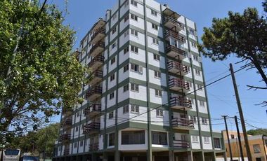 DEPARTAMENTO A METROS DEL MONTE Y DEL MAR