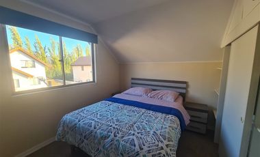 Casa en arriendo AMOBLADA Loteo El Polo, Machalí