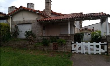 Chalet Punta Mogotes a Una Cuadra de la Costa