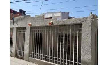 Se vende casa lote en Rodadero sur Santa Marta