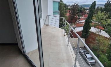 Renta departamento con increíble vista a los Arcos