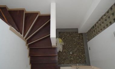 casa en arriendo en el castillo. Cod A1121