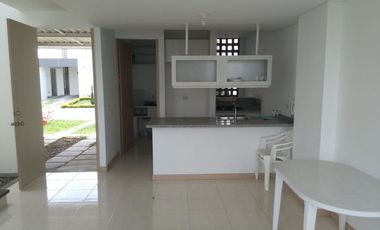 casa en arriendo en el castillo. Cod A1121