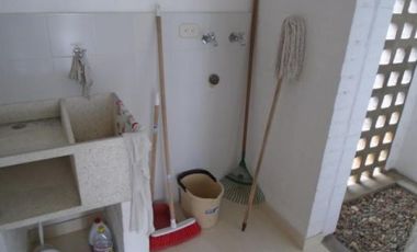 casa en arriendo en el castillo. Cod A1121