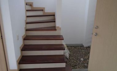 casa en arriendo en el castillo. Cod A1121