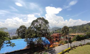 apartamento en arriendo en la aldea. Cod A21634