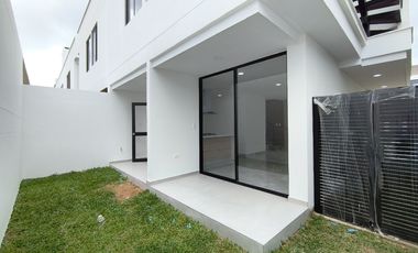 casa en venta en villa del rosario. Cod V30944