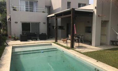 Lindísima casa para veranear