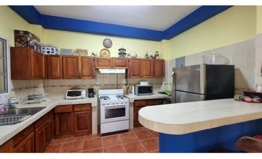 CASA EN ALTOS DEL MARIA ,AMOBLADA CON PISCINA 1920 MTS