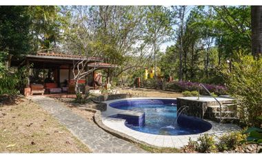 CASA EN ALTOS DEL MARIA ,AMOBLADA CON PISCINA 1920 MTS