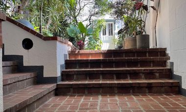 EN VENTA CENTRICA PROPIEDAD COMERCIAL EN CUERNAVACA, MORELOS.