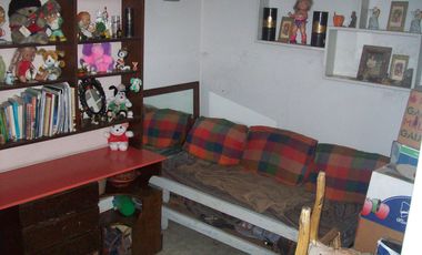 EXCELENTE CASA CON LOTE PROPIO, PARQUE, PILETA, JARDIN DE INVIERNO, TERRAZA, GARAGE