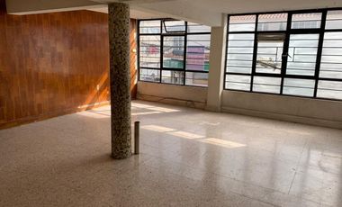 EDIFICIO EN LINDAVISTA, GUSTAVO A. MADERO