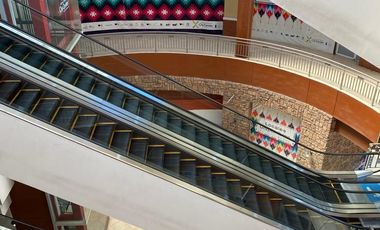 LOCAL COMERCIAL EN RENTA EN ZONA ESMERALDA