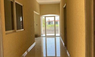CUERNAVACA, AHUATEPEC, POR MONTESORI. VENDO CASA SOLA 4 RECS. C-400 MTS.