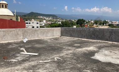 CUERNAVACA, AHUATEPEC, POR MONTESORI. VENDO CASA SOLA 4 RECS. C-400 MTS.