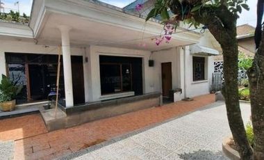 Rumah Sewa Strategis Cocok Untuk Kantor Sayap Pajajaran Bandung