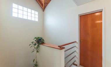 Casa  en Venta Haedo / Moron (B112 964)