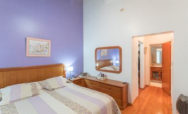 Casa  en Venta Haedo / Moron (B112 964)