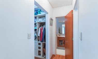 Casa  en Venta Haedo / Moron (B112 964)