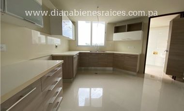 Se vende apartamento en Costa del Este