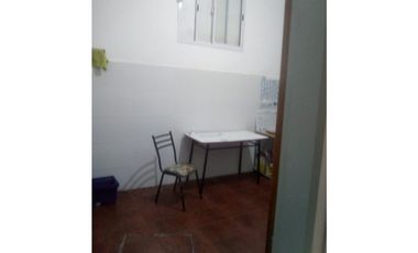 ESPINOSA 4495 esquina GIBRALTAR   2 LOCALES Y DEPARTAMENTO