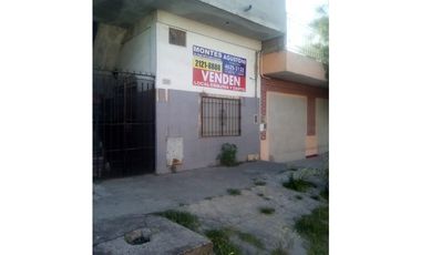 ESPINOSA 4495 esquina GIBRALTAR   2 LOCALES Y DEPARTAMENTO
