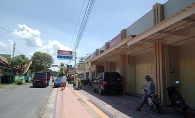 RUKO MURAH SIAP PAKAI LOKASI SANGAT COCOK UNTUK USAHA