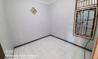 Jual Rumah 2 Lantai di Tengah Kota Palembang