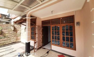 Jual Rumah 2 Lantai di Tengah Kota Palembang