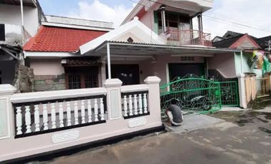 Jual Rumah 2 Lantai di Tengah Kota Palembang