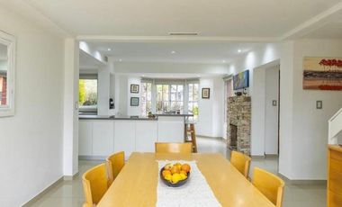 Venta de casa en Echeverria del lago - Canning