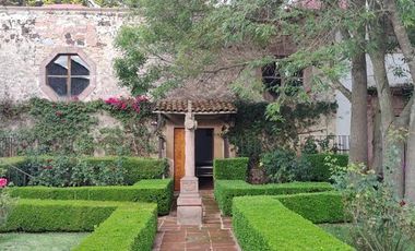 HACIENDA PRECIOSA Y SEÑORIAL en excelentes condiciones.