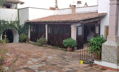 HACIENDA PRECIOSA Y SEÑORIAL en excelentes condiciones.