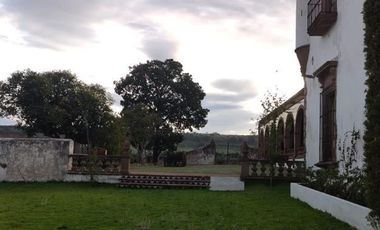 HACIENDA PRECIOSA Y SEÑORIAL en excelentes condiciones.