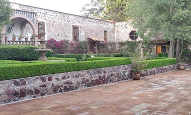 HACIENDA PRECIOSA Y SEÑORIAL en excelentes condiciones.