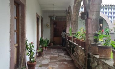 HACIENDA PRECIOSA Y SEÑORIAL en excelentes condiciones.