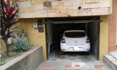 casa en venta en calasanz. Cod V6365