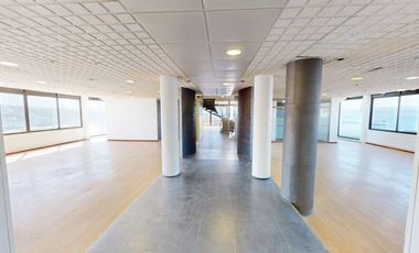 Local Comercial en arriendo, 815 mts2, en Valparaíso