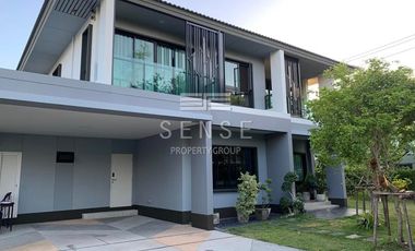 modern 3 bed house for rent and sale in bangna