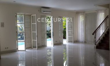 Rumah Mewah Kolam Renang Hadap Utara Barat Kemang Jakarta Selatan
