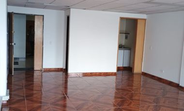 oficina en arriendo en suba centro. Cod A7033602