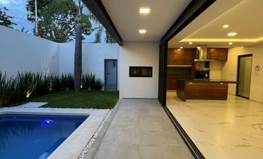 Casa Nueva e Inteligente con Alberca y 4 Rec. - Jardines de Delicias, Cuernavaca
