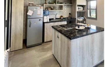 Venta, moderna casa en el Barrio de los Talas - Canning